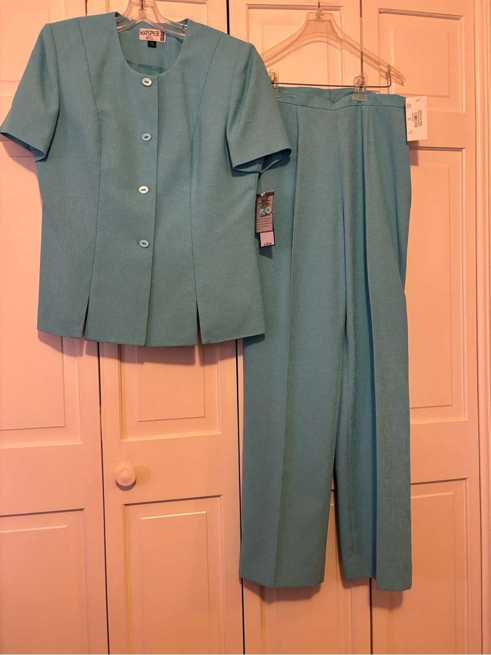 Kasper Women's Aqua Short-Sleeve Pant Suit Size 12 NWT